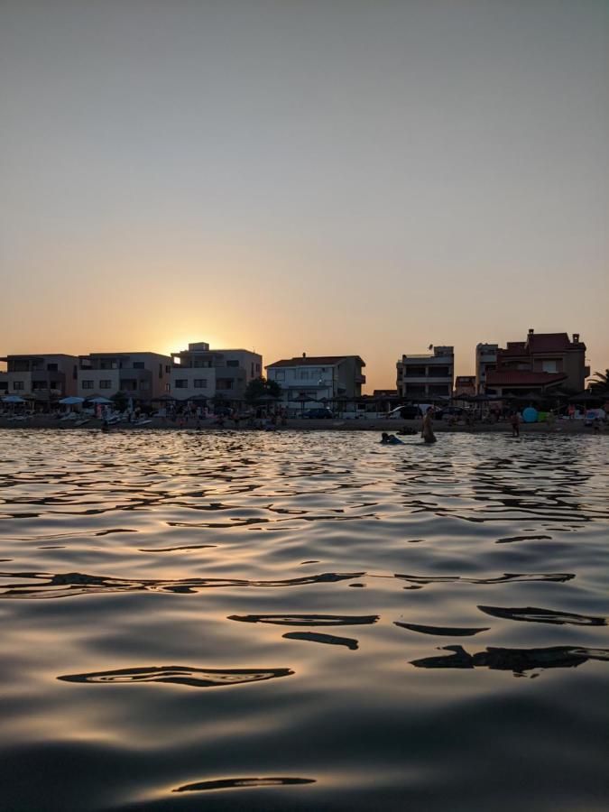 Studio Apartman I Mali Apartman วีร์ ภายนอก รูปภาพ
